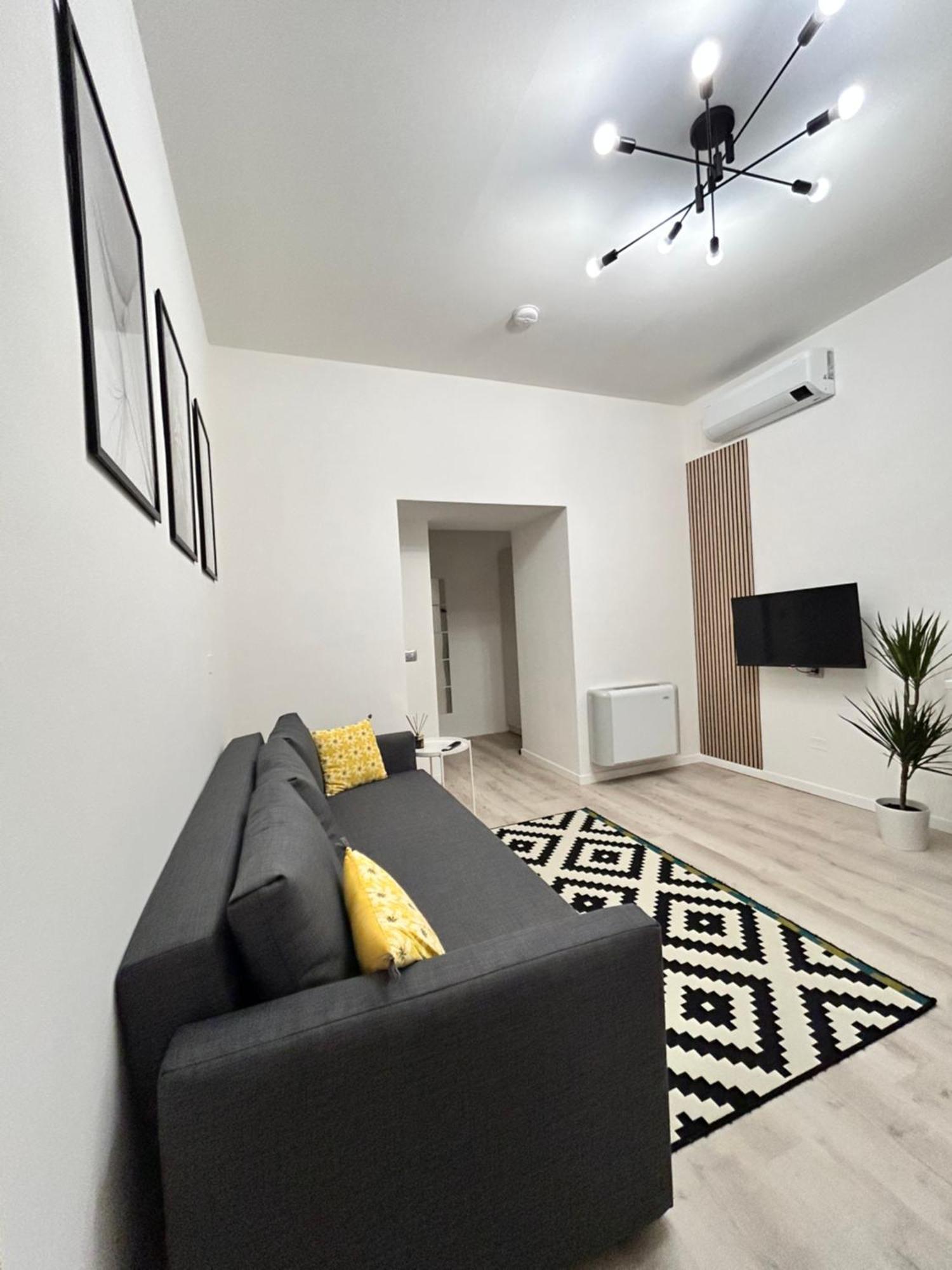 Tezone Seven Apartments Verona Exterior foto