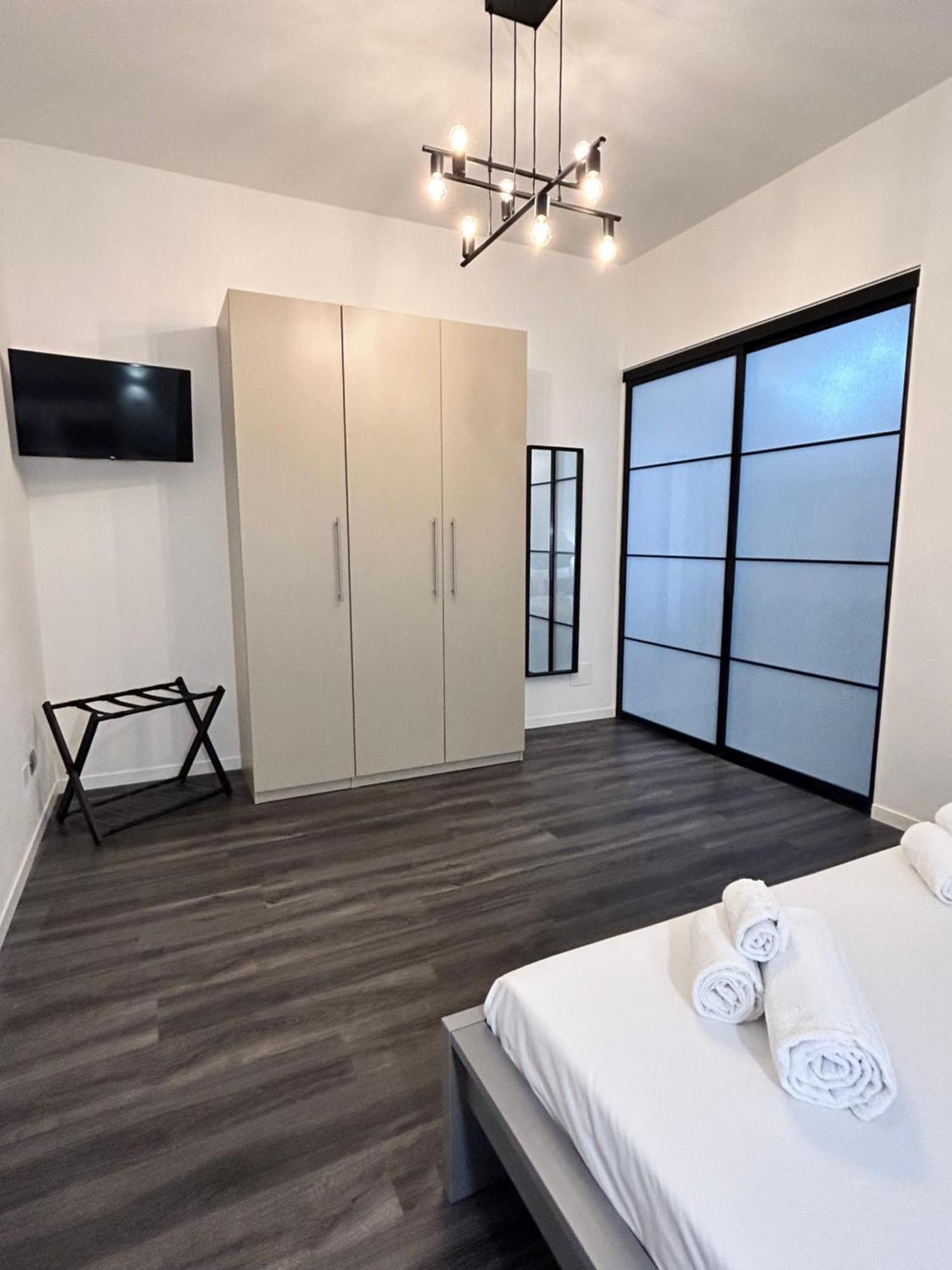 Tezone Seven Apartments Verona Exterior foto